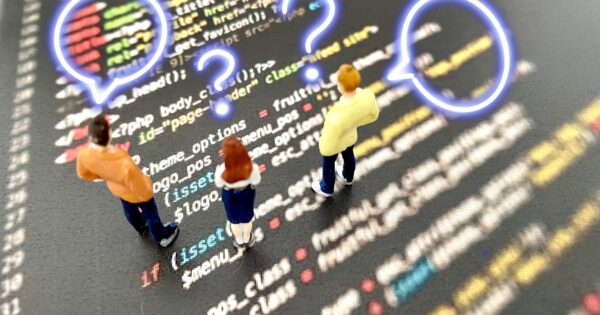 システムの老朽化や陳腐化がもたらす問題-脱却・解消への道筋とは