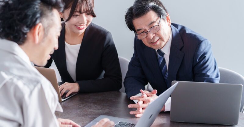 社内ナレッジを蓄積する方法を5つのメリットと課題解決策と併せて紹介