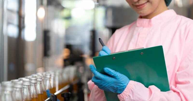 特定技能「飲食料品製造業」とは？対象業務・取得要件・受け入れのポイントを徹底解説